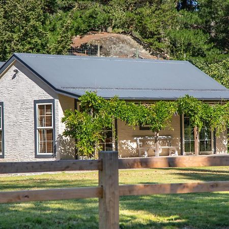 Arrow Junction Cottage Ароутаун Екстериор снимка